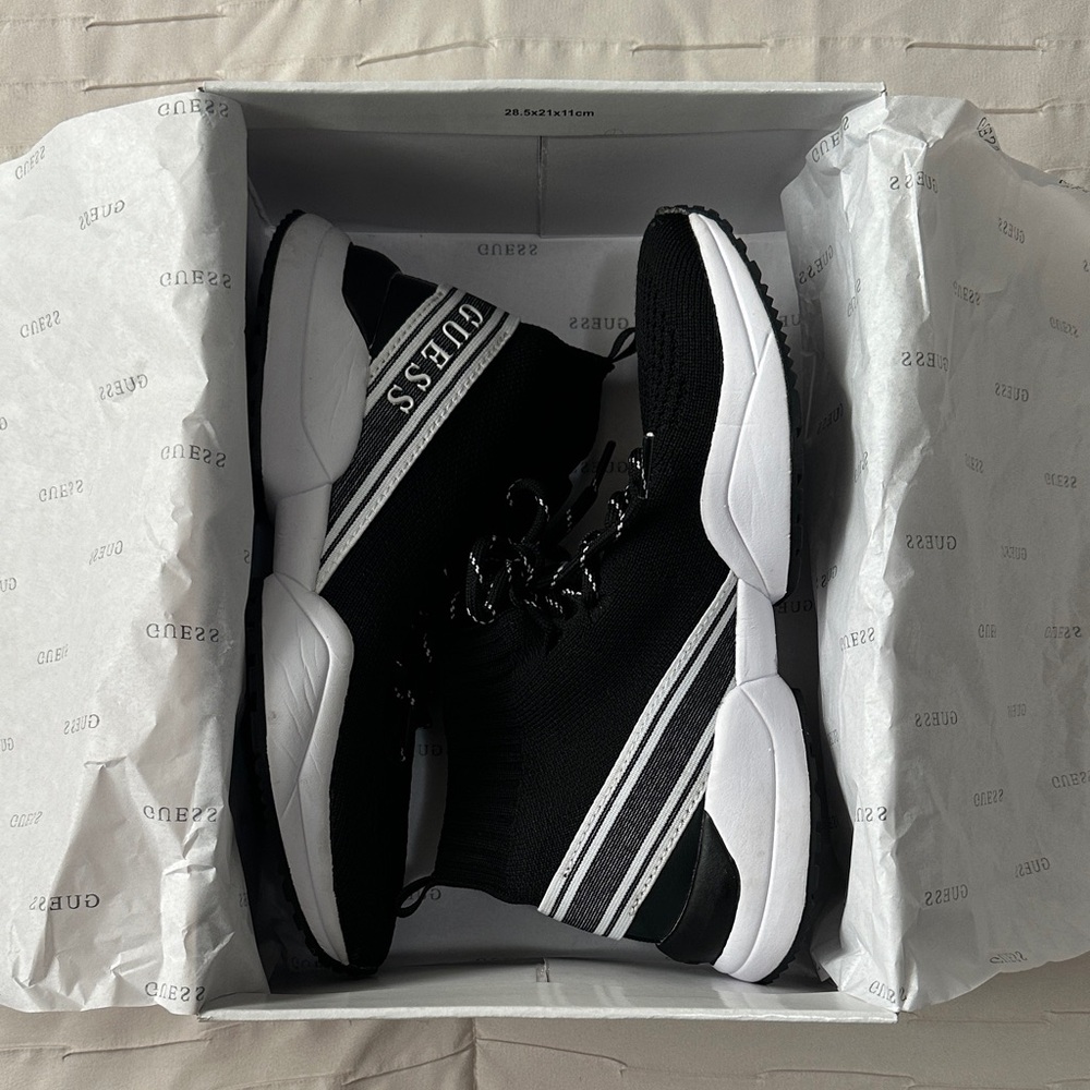 Women’s GUESS Cross Trainer Sneakers